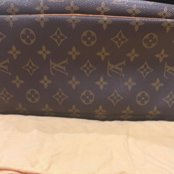LOUIS VUITTON DEAUVILLE MONOGRAM BAG, TRAVEL BAG, MAKEUP BAG VERY DRY HANDLES - Picture 8 of 16